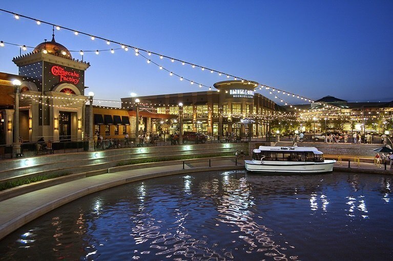 Waterfront in The Woodlands, TX